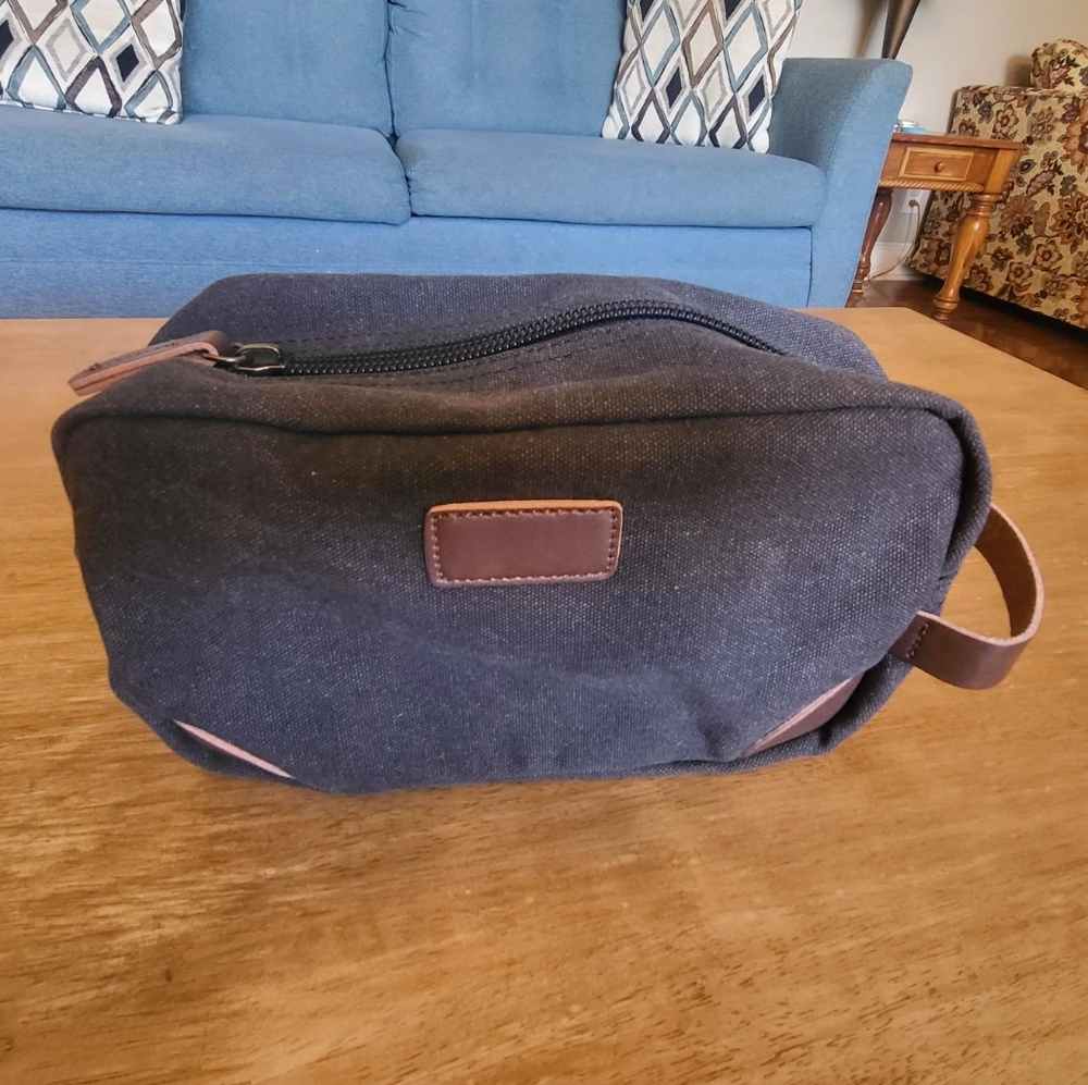 Mad Man Toiletry Kit